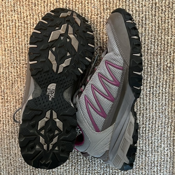 The North Face Goretex Ultra 110 Hiking Boot- Woman’s Size 10.5 - Picture 5 of 7